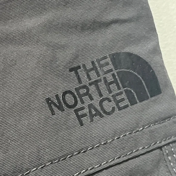 The North Face Paramount Convertible Pant with 7 Pockets in Granite Grey 6 - Picture 7 of 16